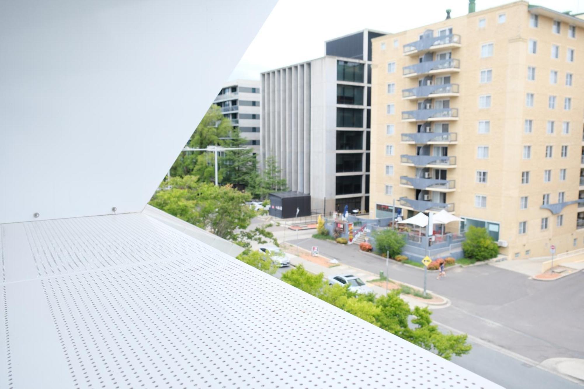 Cbd Japanese Retreat 2Br 1P Brekky Wifi Netflix Apartment Canberra Exterior photo